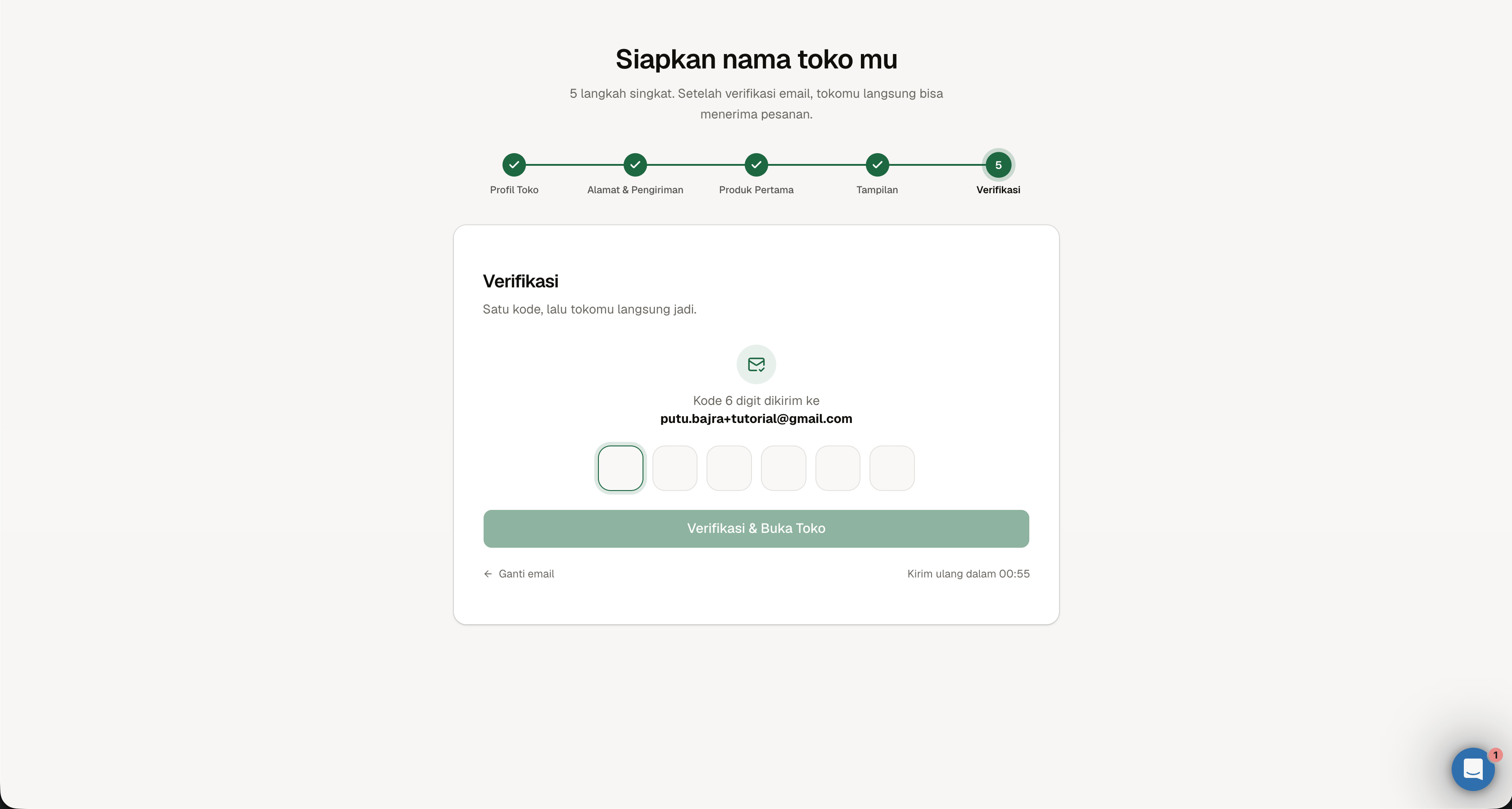 Kolom kode enam digit untuk memverifikasi email dan membuka toko