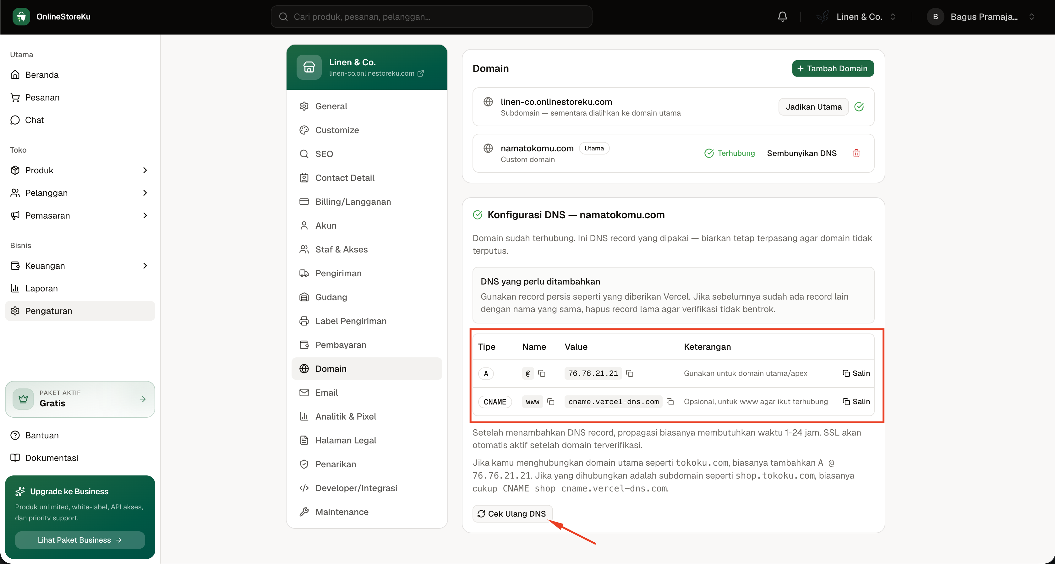Tabel konfigurasi DNS OnlineStoreKu berisi tipe, name, value, dan tombol Cek Ulang DNS